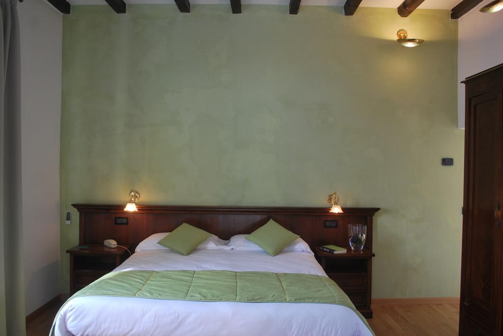 Villa Belvedere Como Lake Relais Argegno Δωμάτιο φωτογραφία